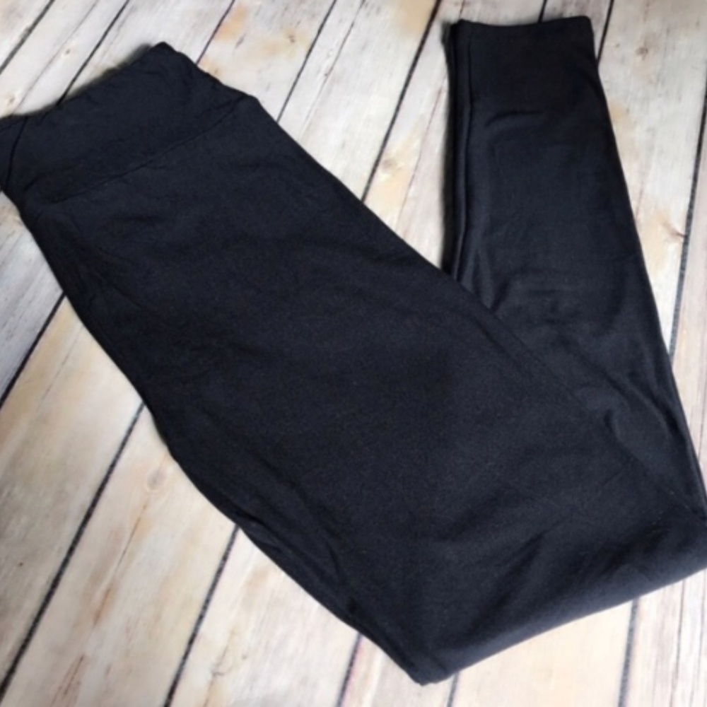 Black Lularoe Leggings (2 pairs)
